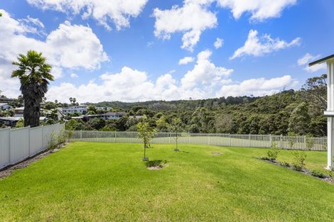 Photo of property in 204 Landmark Terrace, Orewa, 0931
