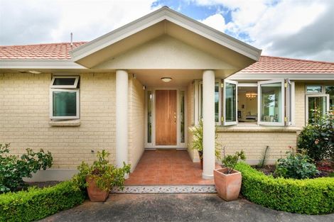 Photo of property in 11 Wanganui Road, Marton, 4710