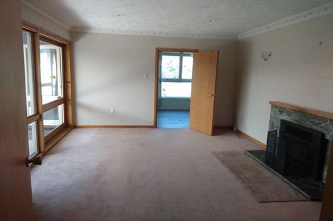 Photo of property in 3 Landsdowne Terrace, Cashmere, Christchurch, 8022