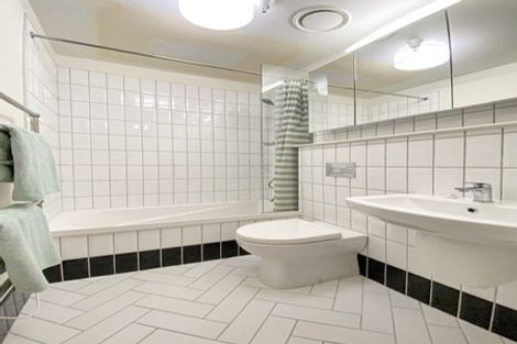 Photo of property in 308/3 Roxburgh Street, Mount Victoria, Wellington, 6011