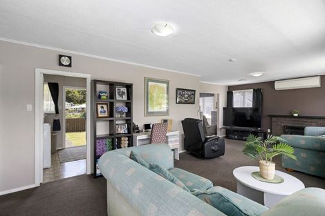 Photo of property in 60 Bird Grove, Stokes Valley, Lower Hutt, 5019