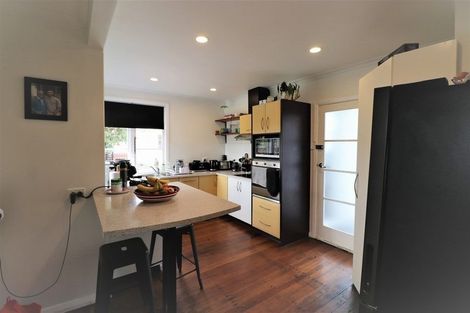 Photo of property in 70 Peat Place, Whanganui, 4500