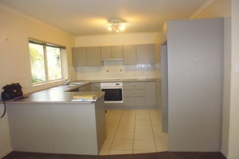 Photo of property in 21 Milson Drive, Papakura, 2110