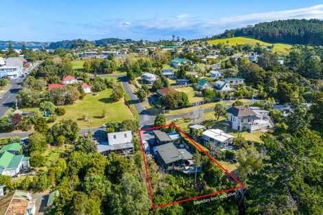 Photo of property in 9 Ferndale Avenue, Leigh, 0985