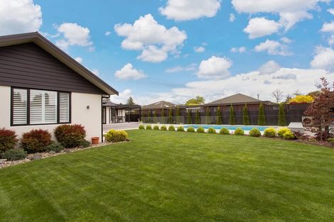 Photo of property in 10 Penhelig Place, Burnside, Christchurch, 8053