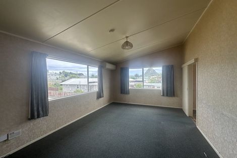 Photo of property in 12a Paritutu Road, Spotswood, New Plymouth, 4310