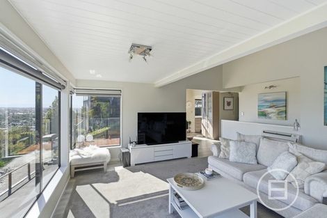 Photo of property in 15 Lookaway Place, Huntsbury, Christchurch, 8022