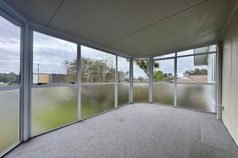 Photo of property in 9 Spargo Road, Massey, Auckland, 0614