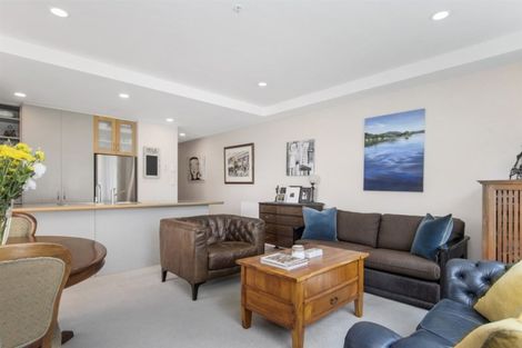 Photo of property in 5/12 Maunganui Road, Mount Maunganui, 3116