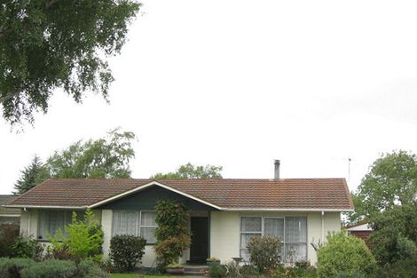 Photo of property in 42 Clivedon Place, Redwood, Christchurch, 8051