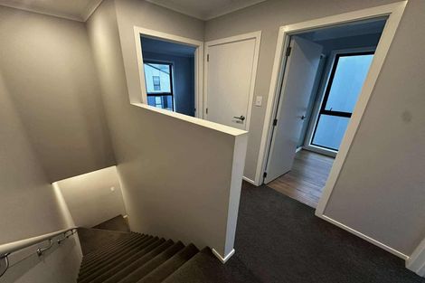 Photo of property in 4 Gloaming Lane, Wallaceville, Upper Hutt, 5018