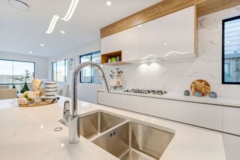 Photo of property in 60 Tir Conaill Avenue, Flat Bush, Auckland, 2019