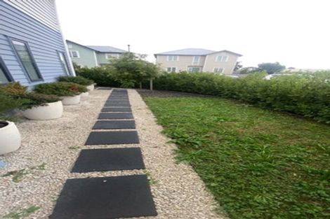 Photo of property in 15 Saddleback Crescent, Papakura, 2110