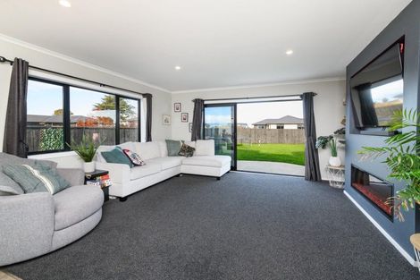 Photo of property in 21 George Street, Bulls, 4818