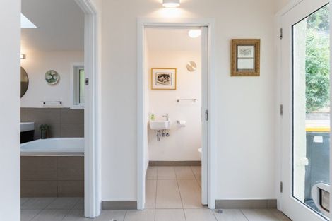 Photo of property in 56 Norfolk Street, Saint Clair, Dunedin, 9012