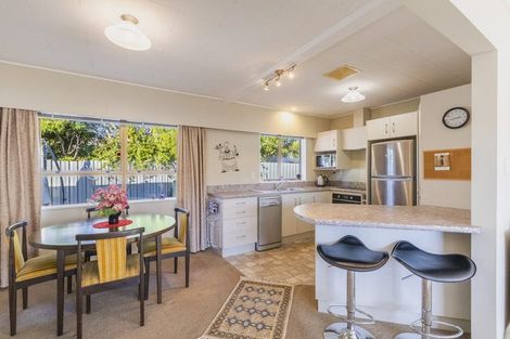 Photo of property in 1/17 Ngarimu Crescent, Taradale, Napier, 4112