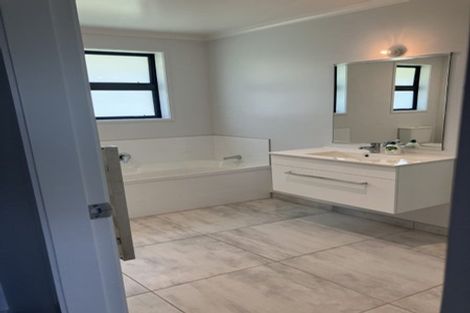 Photo of property in 37 Kahurangi Lane, Mangawhai, Kaiwaka, 0573