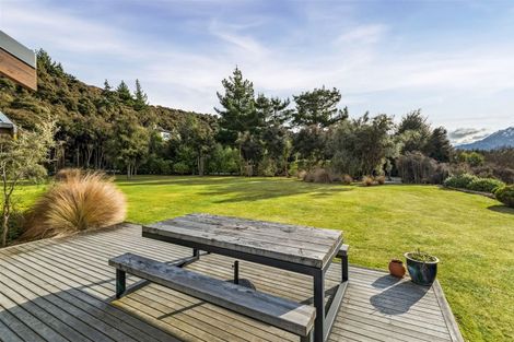 Photo of property in 30 Rockhaven, Albert Town, Wanaka, 9305
