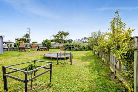 Photo of property in 4 Von Tempsky Street, Normanby, Hawera, 4614