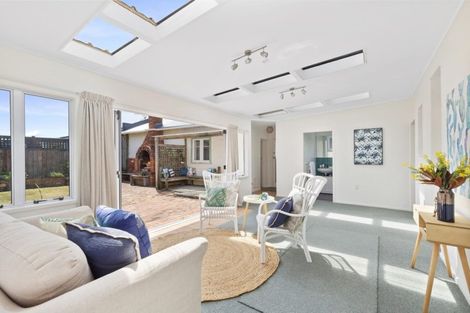 Photo of property in 51 Dundas Street, Seatoun, Wellington, 6022