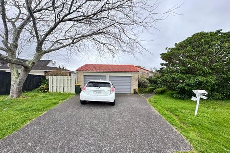 Photo of property in 71 Sandspit Road, Shelly Park, Auckland, 2014