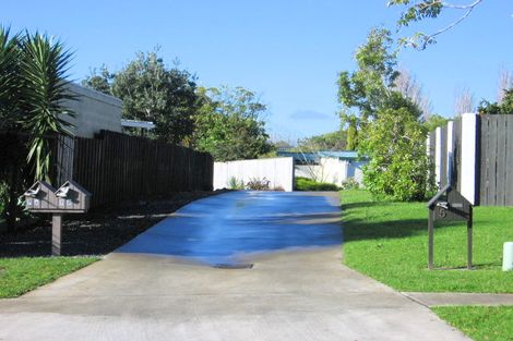 Photo of property in 7a Fratley Avenue, Farm Cove, Auckland, 2012