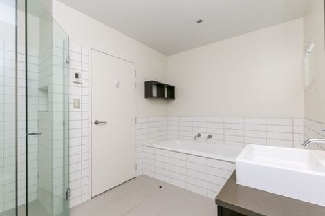 Photo of property in Chews Lane Apartments, 14e/9 Chews Lane, Wellington Central, Wellington, 6011