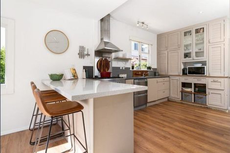 Photo of property in 37 Tainui Street, Somerfield, Christchurch, 8024