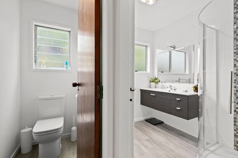 Photo of property in 118 Hinewa Road, Otumoetai, Tauranga, 3110