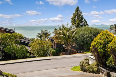 Photo of property in 3/14 Bournemouth Terrace, Murrays Bay, Auckland, 0630
