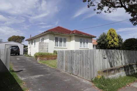 Photo of property in 93 Puriri Street, Gonville, Whanganui, 4501