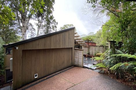 Photo of property in 31 York Road, Titirangi, Auckland, 0604