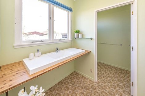 Photo of property in 73 Fitzherbert Avenue, Tawhero, Whanganui, 4501