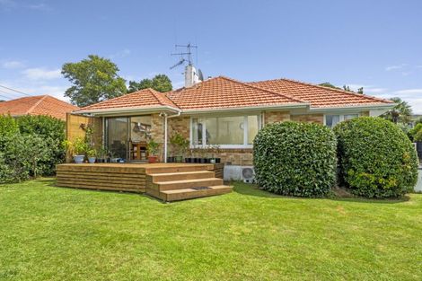 Photo of property in 5 Simmonds Grove, Greerton, Tauranga, 3112