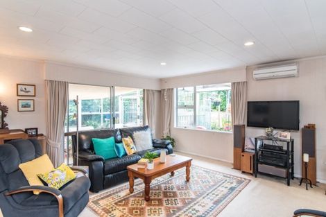 Photo of property in 10 Kingswood Grove, Raumati Beach, Paraparaumu, 5032