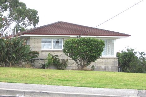 Photo of property in 1/374 Glenfield Road, Glenfield, Auckland, 0629
