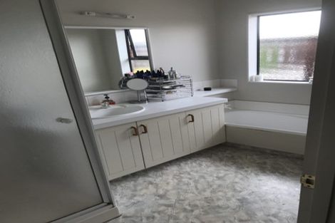 Photo of property in 4/49 Sackville Street, Fitzroy, New Plymouth, 4312