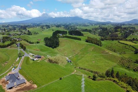 Photo of property in 590 Mangorei Road, Mangorei, New Plymouth, 4371