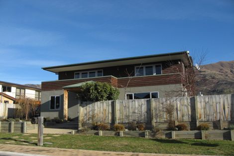 Photo of property in 15 Stonebrook Drive, Wanaka, 9305