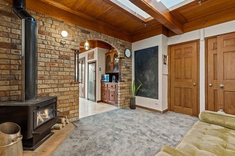 Photo of property in 236 Godley Road, Titirangi, Auckland, 0604