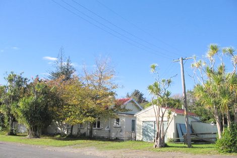 Photo of property in 3 Anzac Road, Otaki, 5512
