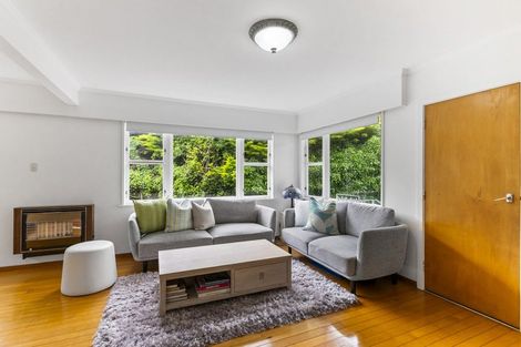 Photo of property in 4 Arapiko Street, Johnsonville, Wellington, 6037