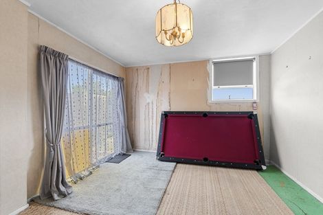 Photo of property in 7 Cracroft Street, Waitara, 4320