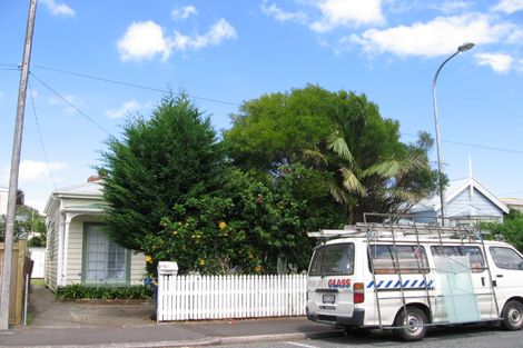 Photo of property in 26 Anne Street, Devonport, Auckland, 0624