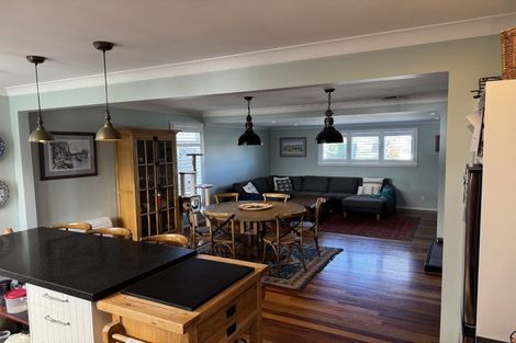 Photo of property in 212 Terrace Road, Parkvale, Hastings, 4122