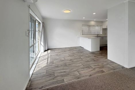 Photo of property in 56 Kilimanjaro Drive, Northpark, Auckland, 2013