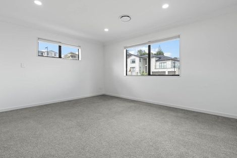 Photo of property in 54 Armstrong Farm Drive, East Tamaki Heights, Auckland, 2016