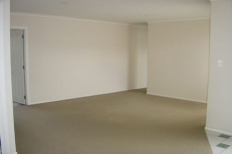 Photo of property in 15 Shankill Place, East Tamaki, Auckland, 2013