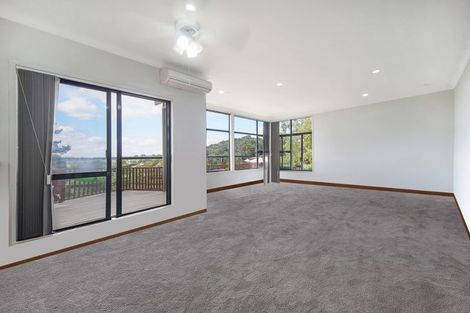 Photo of property in 51 Sunset Road, Totara Vale, Auckland, 0632