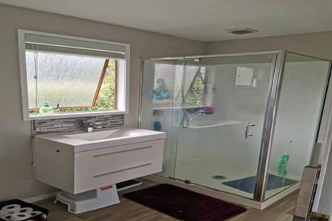 Photo of property in 49 Lavery Place, Sunnynook, Auckland, 0632